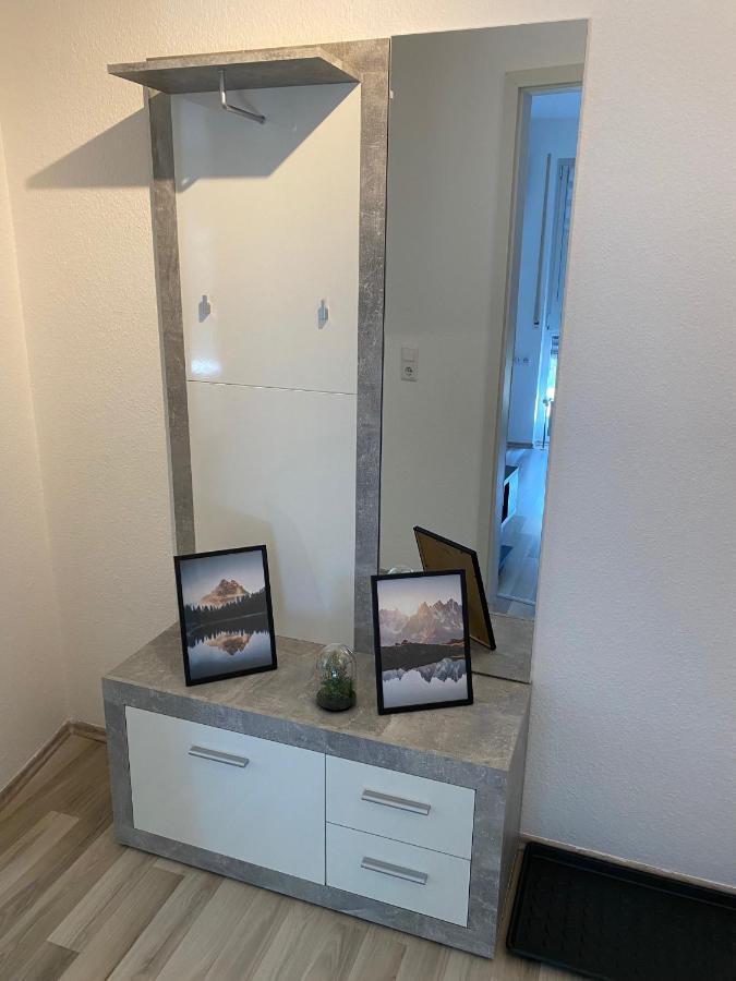 3 Zimmer Apartment In S-Bahn Naehe, 76 Qm, Max 5 Pers, 30Qm Dachterasse, Garage, Internet 1000 Mbit Gaertringen Екстер'єр фото